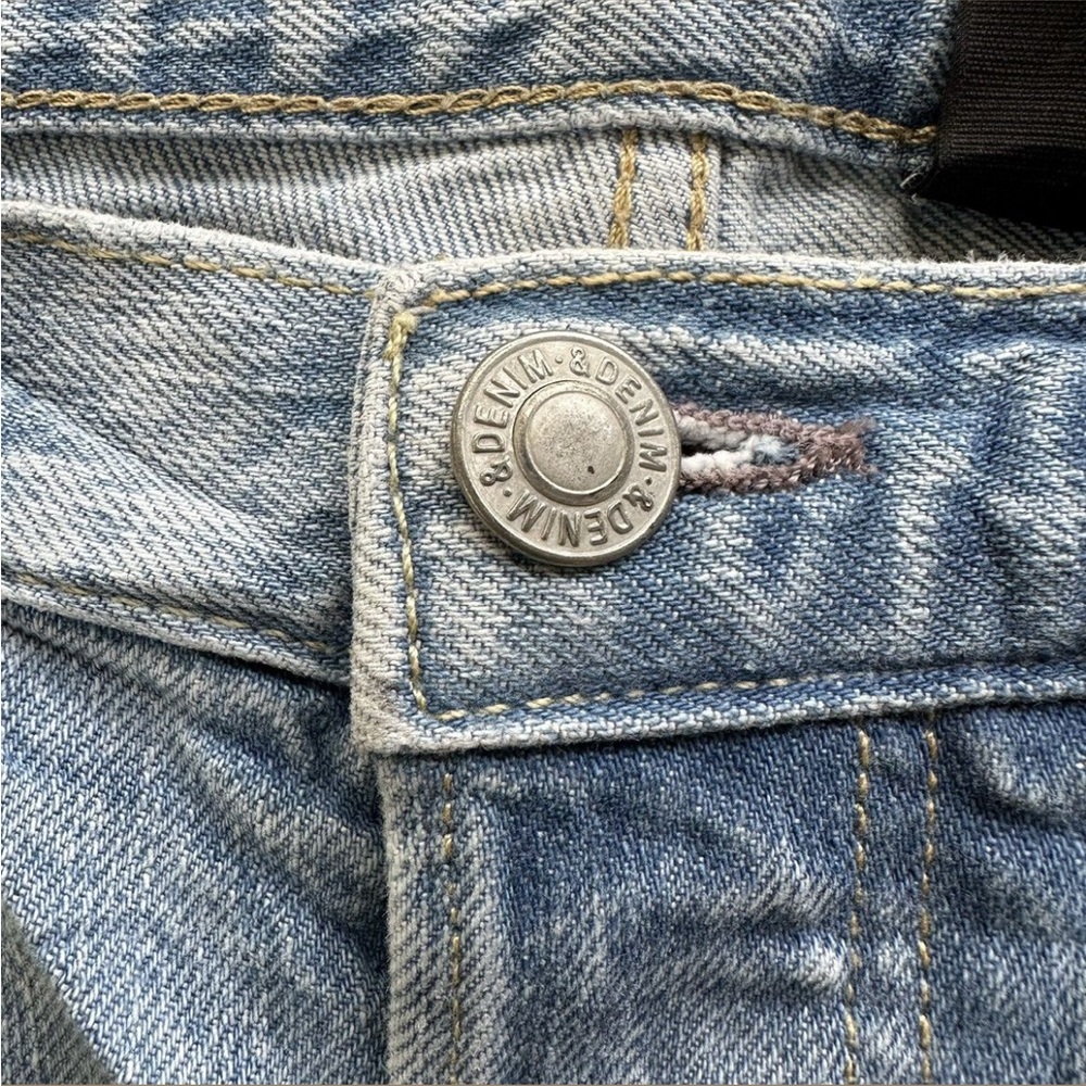 H&M Light Blue Distressed Jeans - Picture 8 of 16